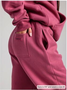 COMFRT ✈️ Airplane Mode Travel Cozy Jogger Sweatpants in Berry Pink 🩷